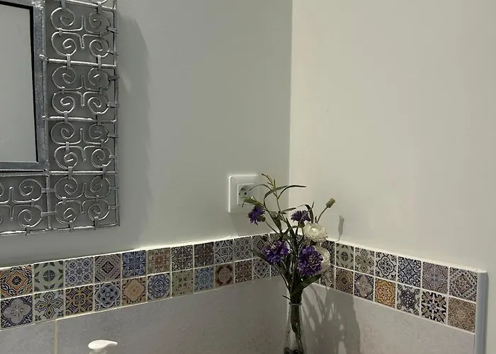 De La Bellue Daire *